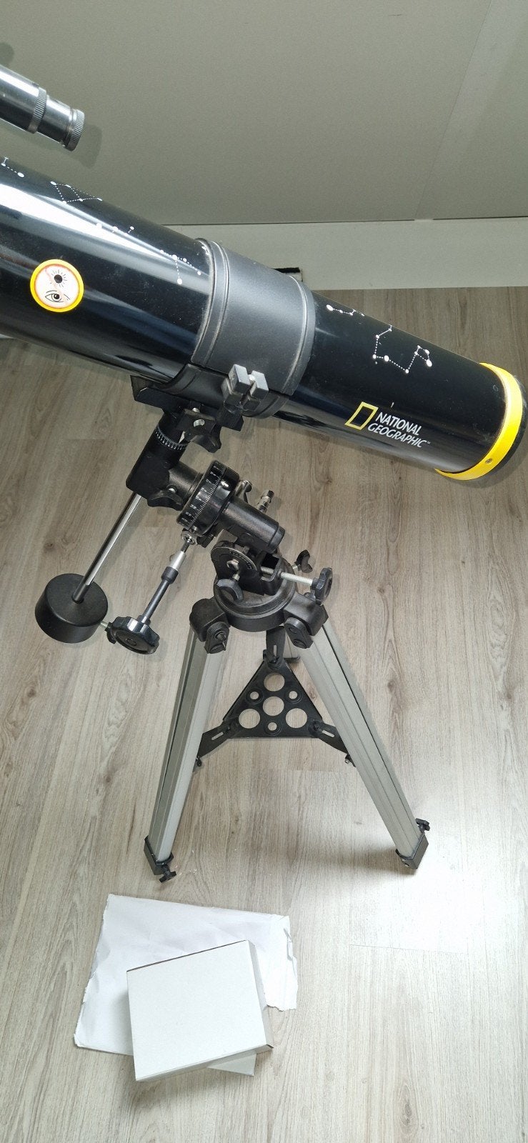 National Geographic Telescoop met statief, Audio, Tv en Foto, 80 tot 200 mm, Met statief, Zo goed als nieuw, Spiegeltelescoop (reflector)