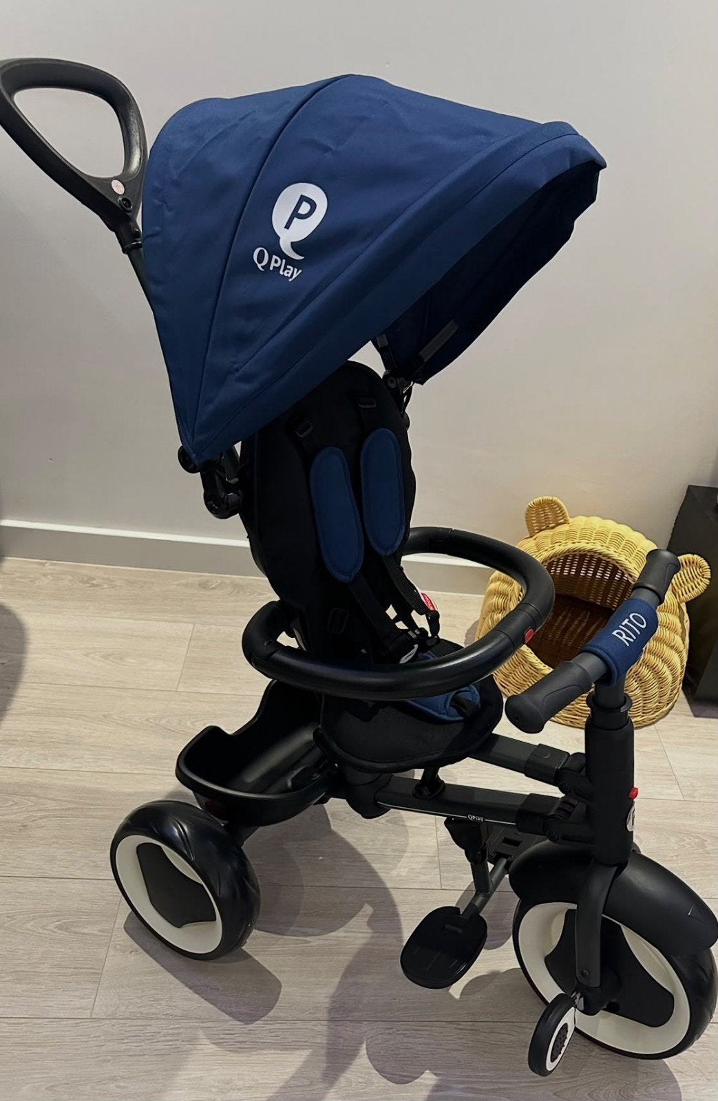 Qplay Rito Driewieler met Duwstang - Tricycle - Loopfiets, Terugtraprem, Gebruikt, Qplay, Ophalen of Verzenden