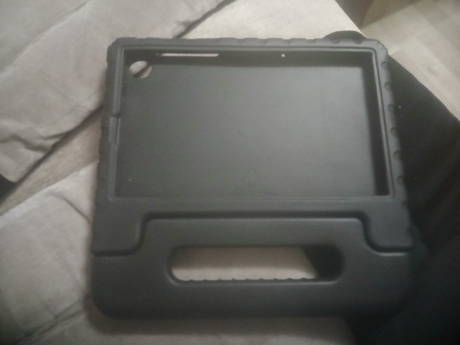 Stevige zwarte tablet hoes met handvat, Gebruikt, Onbekend, Bescherming voor- en achterkant, Ophalen of Verzenden