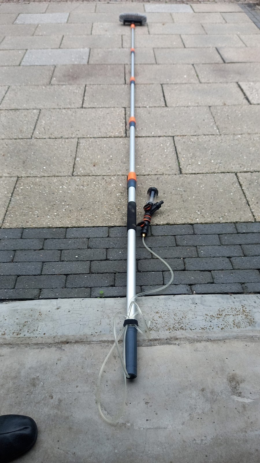 Telescopische wasborstel met zeepdispenser, Huis en Inrichting, Ophalen