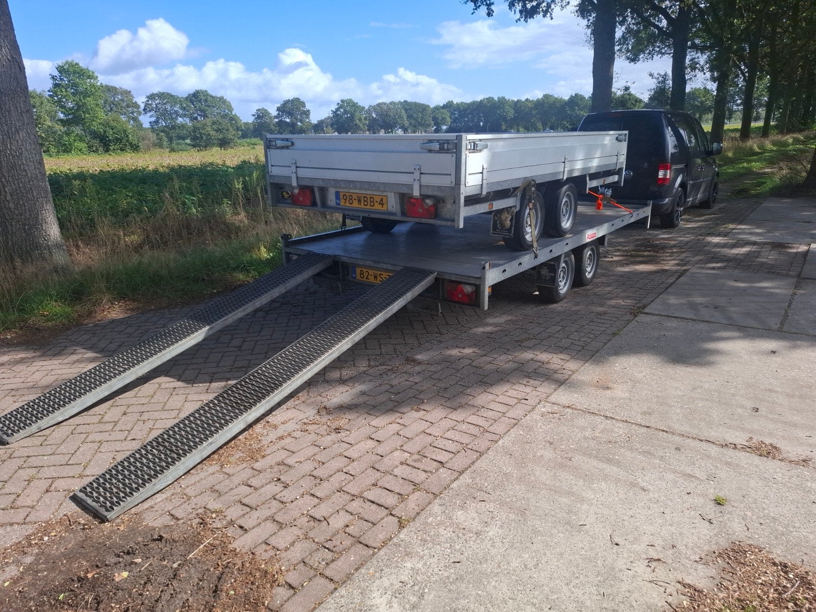 Hulco en Anssems aanhangwagens, Ophalen, Gebruikt