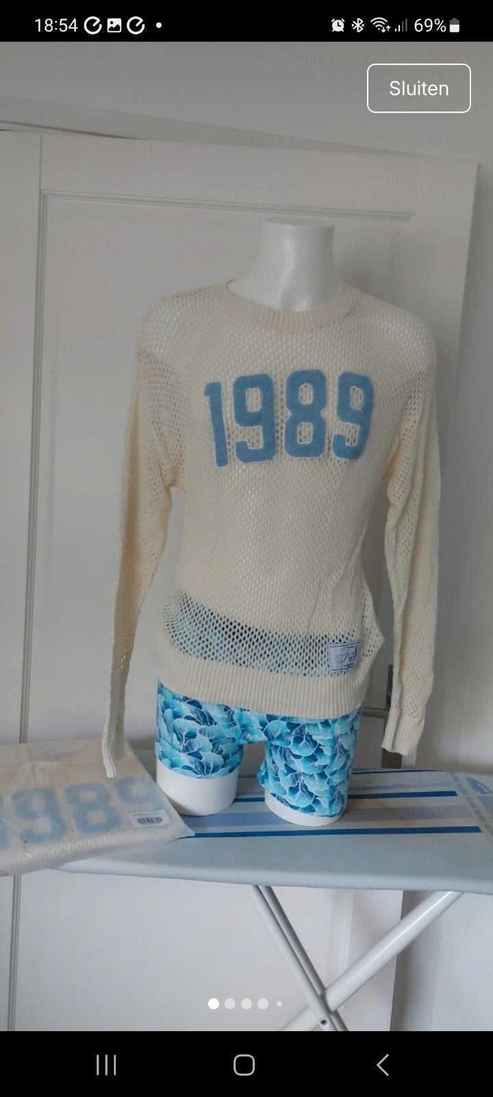 2 srltuks Taylor Swift sweater maat S en maat M, Beige, Nieuw, Ophalen of Verzenden, Taylor Swift