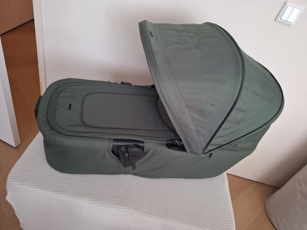 Joolz Bassinet green + rain cover, Ophalen, Zo goed als nieuw, Overige merken