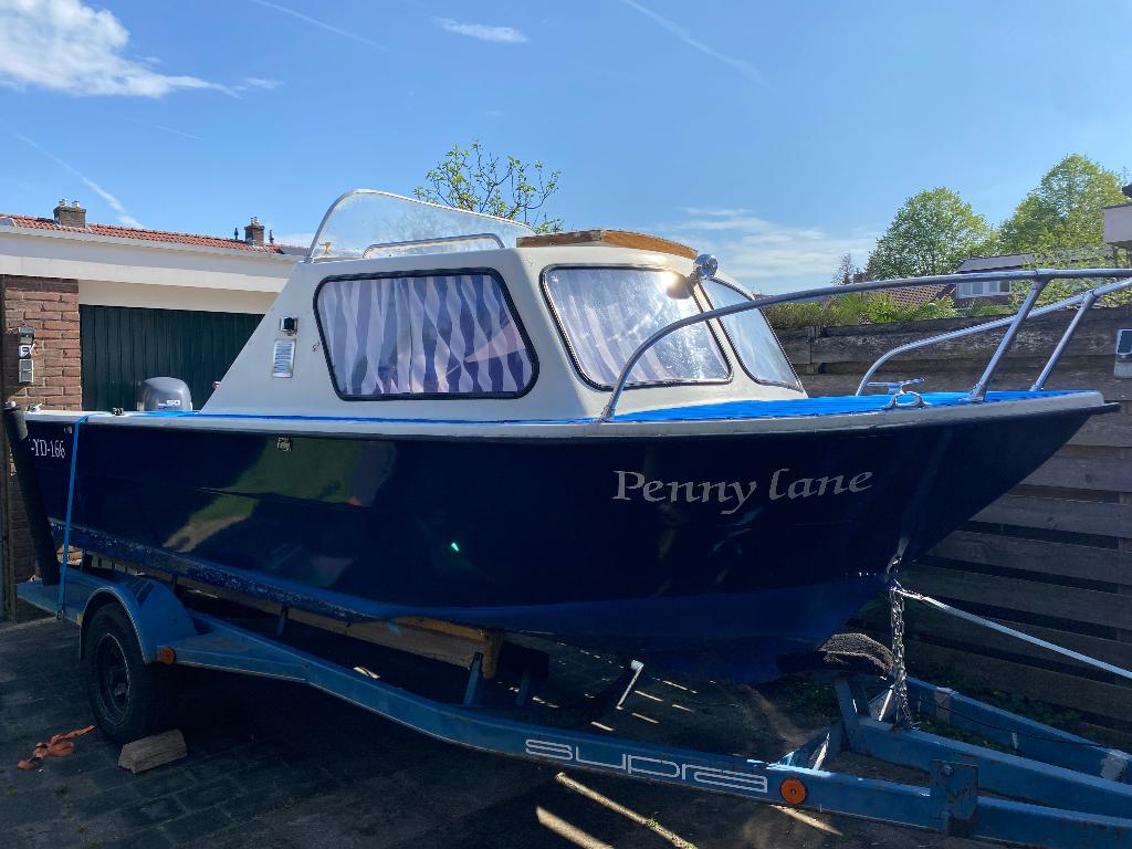 Leuke Kajuitboot (inclusief trailer) met 50 PK motor, Ophalen, Gebruikt, 50 pk of meer, Tot 6 meter