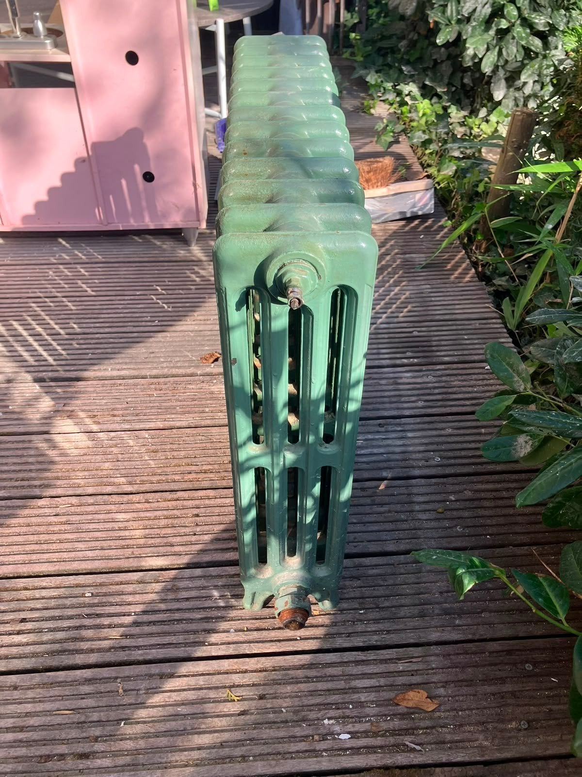 Vintage gietijzeren radiator - Groen, Doe-het-zelf en Verbouw, Verwarming en Radiatoren, Ophalen, Gebruikt, Radiator, 60 tot 150 cm