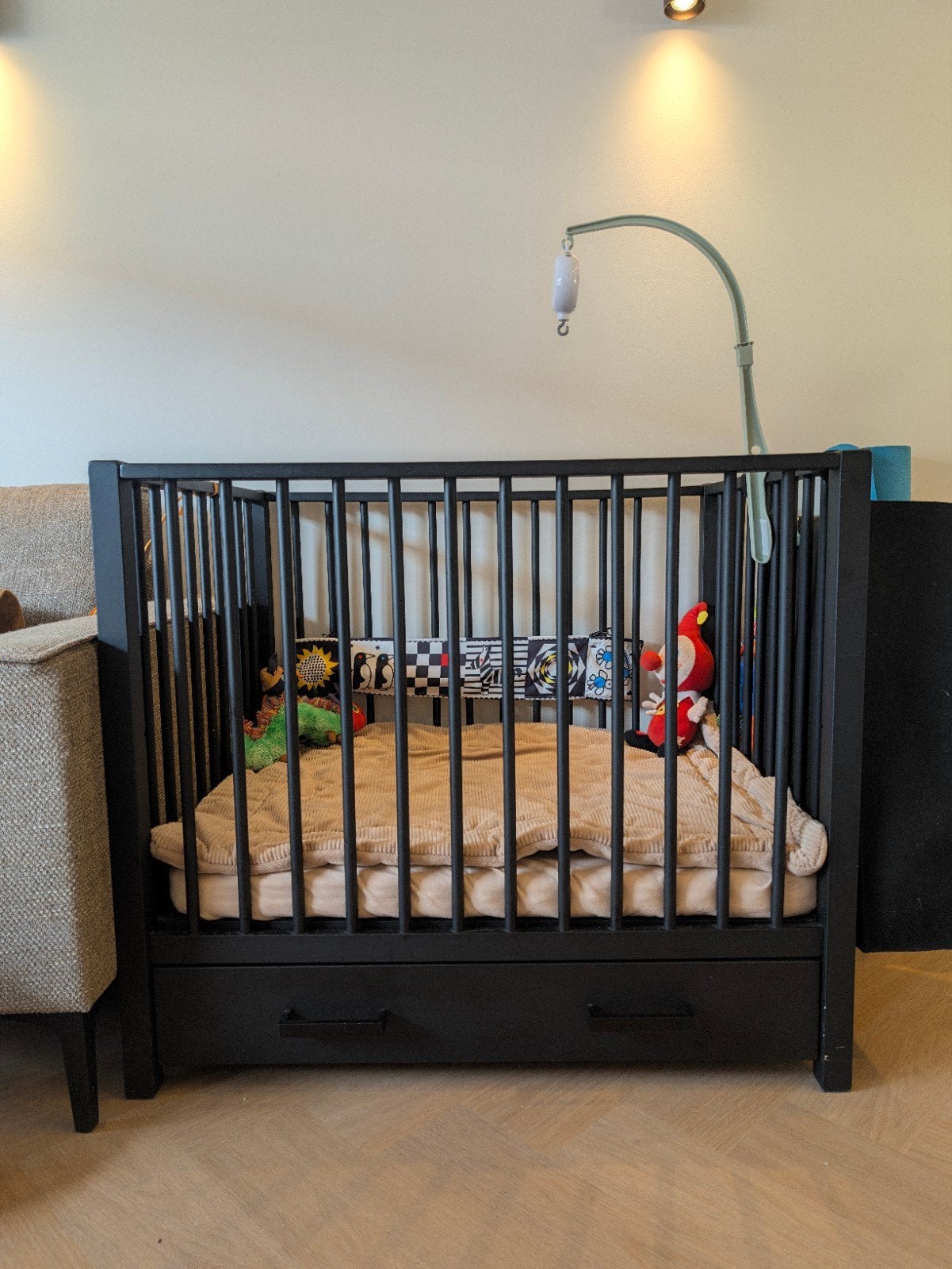 baby box zwart met lade en toebehoren, Kinderen en Baby's, Boxen, Ophalen, Gebruikt, Rechthoekig, In hoogte verstelbaar