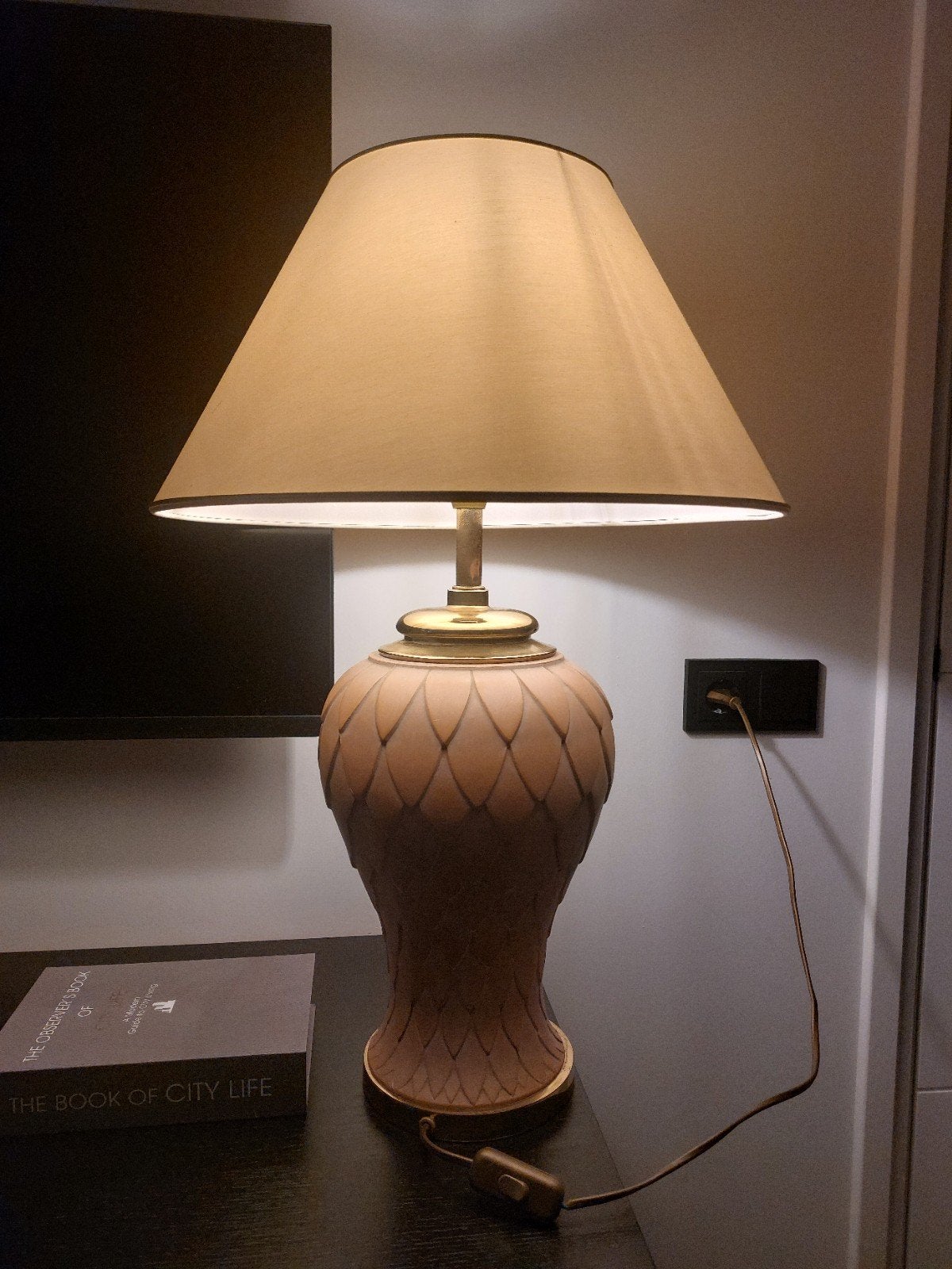 Vintage Tafellamp met Unieke Basis en Stoffen Kap, Ophalen