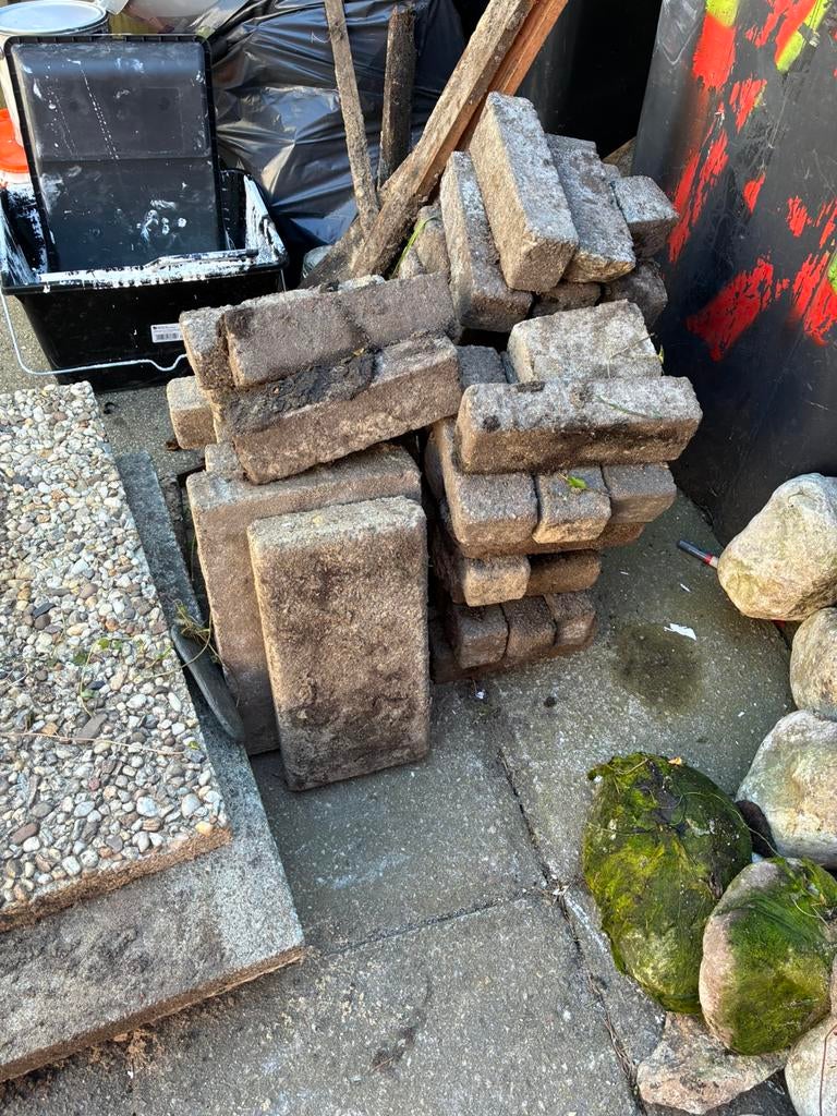 Gratis keien, tegels en klinkers, ophalen in Gein Amsterdam, Tuin en Terras, Ophalen, Zo goed als nieuw, Beton, Klinkers