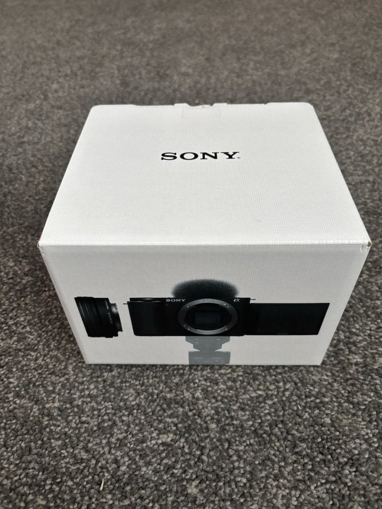 Foto 13 van Sony ZV-E10L 4K Camera + 16-50mm Lens Zwart
