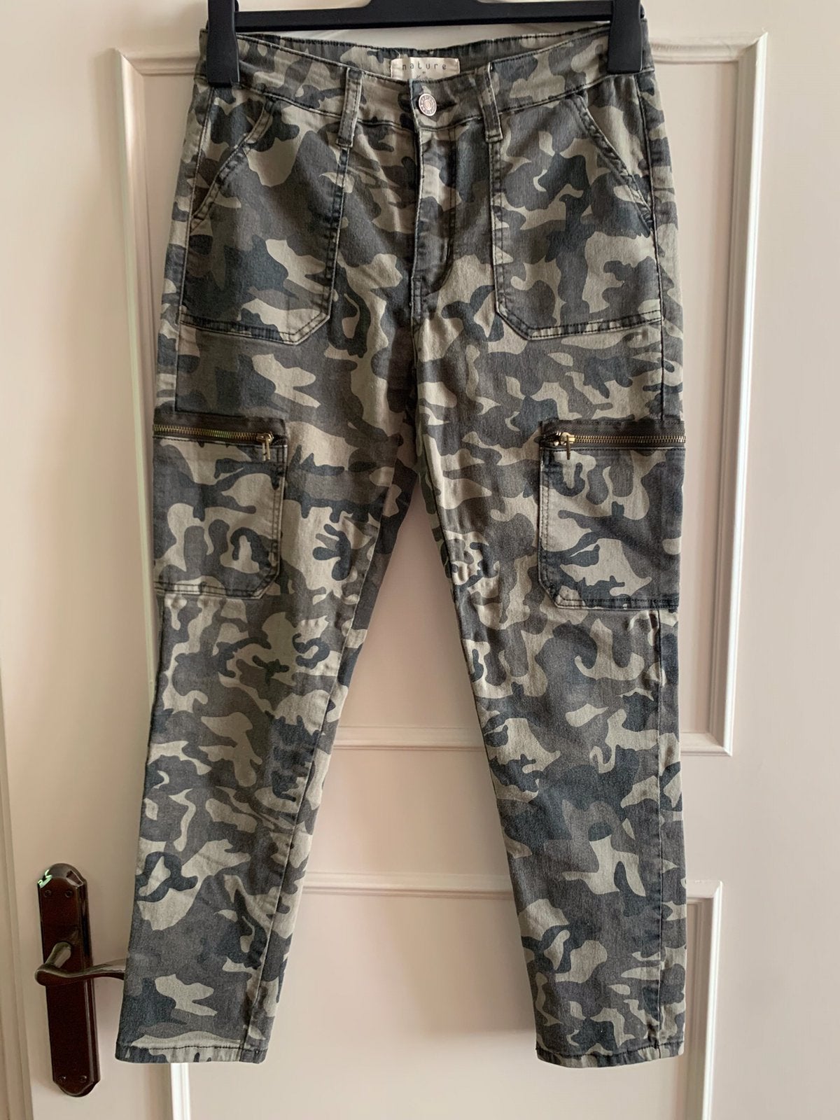 Camouflage broek, Ophalen of Verzenden, Zo goed als nieuw, Jongen of Meisje, Broek