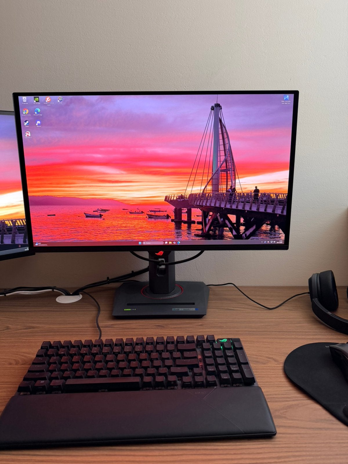 Foto 3 van ASUS ROG Strix 4K OLED gaming monitor