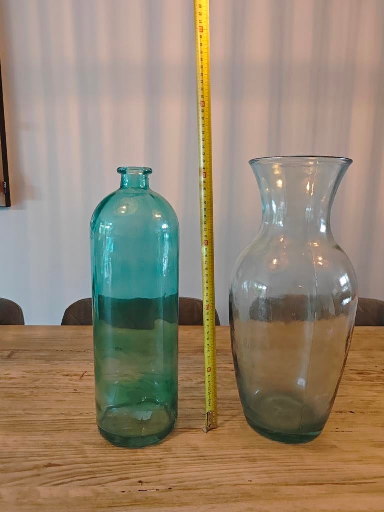 2 glazen vazen, groen en transparant, Ophalen, Gebruikt, Glas, Minder dan 50 cm