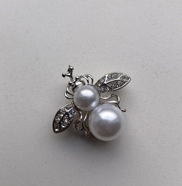 Broche vlieg met 2 parels, Overige materialen, Verzenden, Nieuw, Met parel