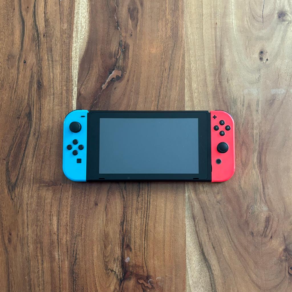 Nintendo Switch Original met Dock en Joy-Cons, Ophalen, Zo goed als nieuw, Met 2 controllers, Switch Original