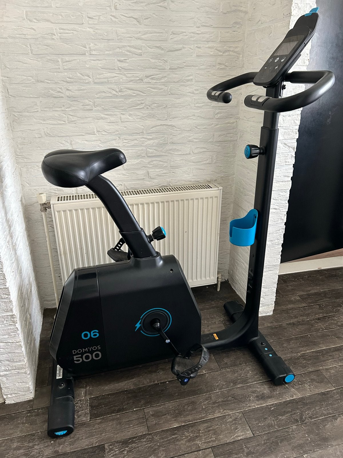 Domyos 500 Hometrainer - Zo goed als nieuw, Sport en Fitness, Fitnessapparatuur, Ophalen, Zo goed als nieuw, Metaal, Benen