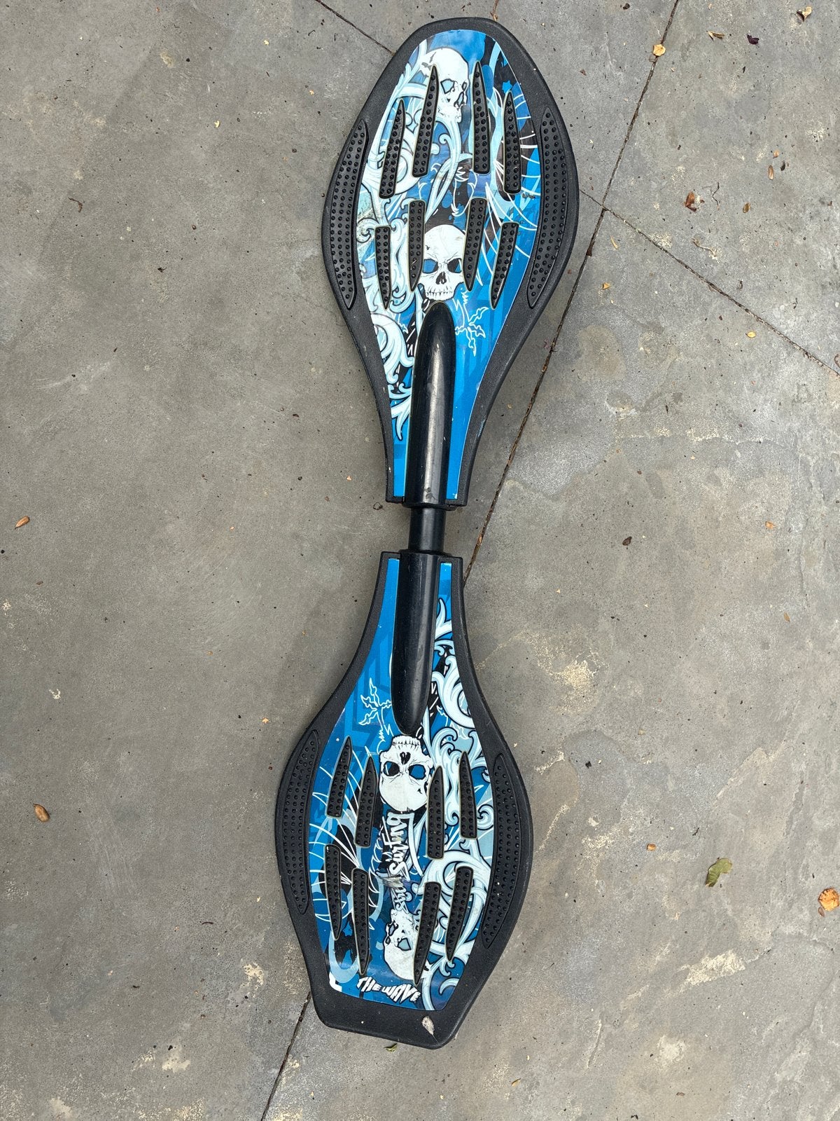 Streetsurfing Waveboard blauw met skull/tribal print, Ophalen, Gebruikt, Waveboard