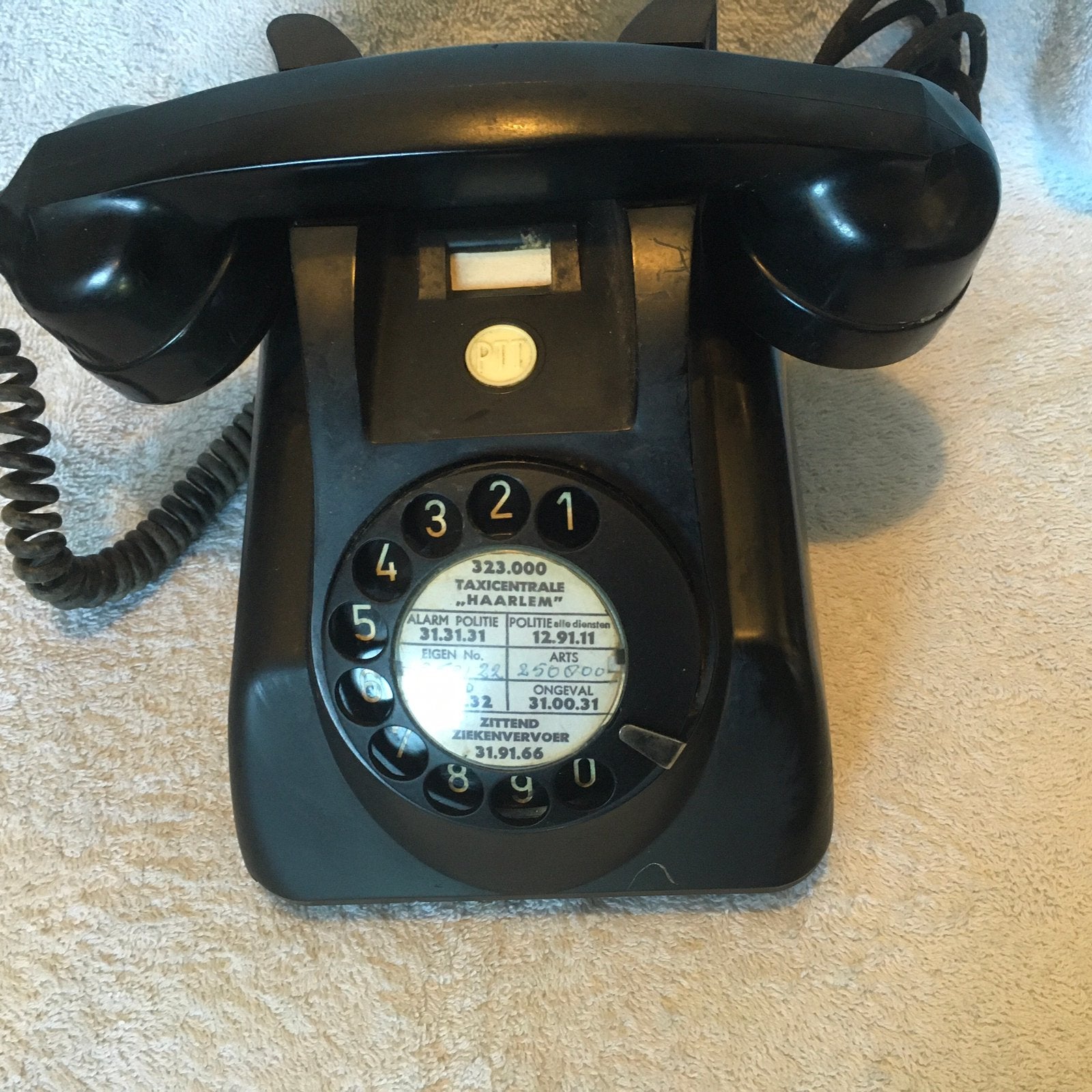Ouderwetse Bakelieten Heeemaf telefoon jaren vijftig, Ophalen of Verzenden, Gebruikt, Met draaischijf