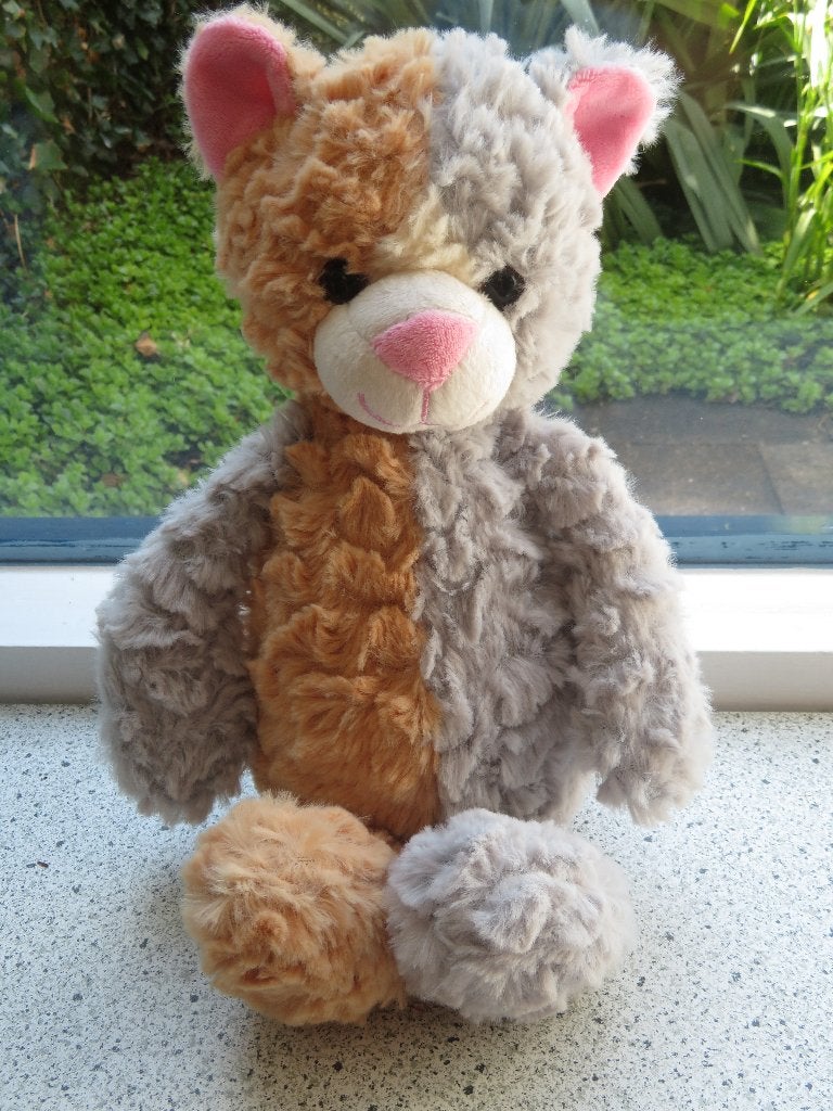 Poes of kat van Wibra?Zacht ruwharig velours meet ca 38 cm, Ophalen of Verzenden, Zo goed als nieuw, Wasbaar, Meerkleurig