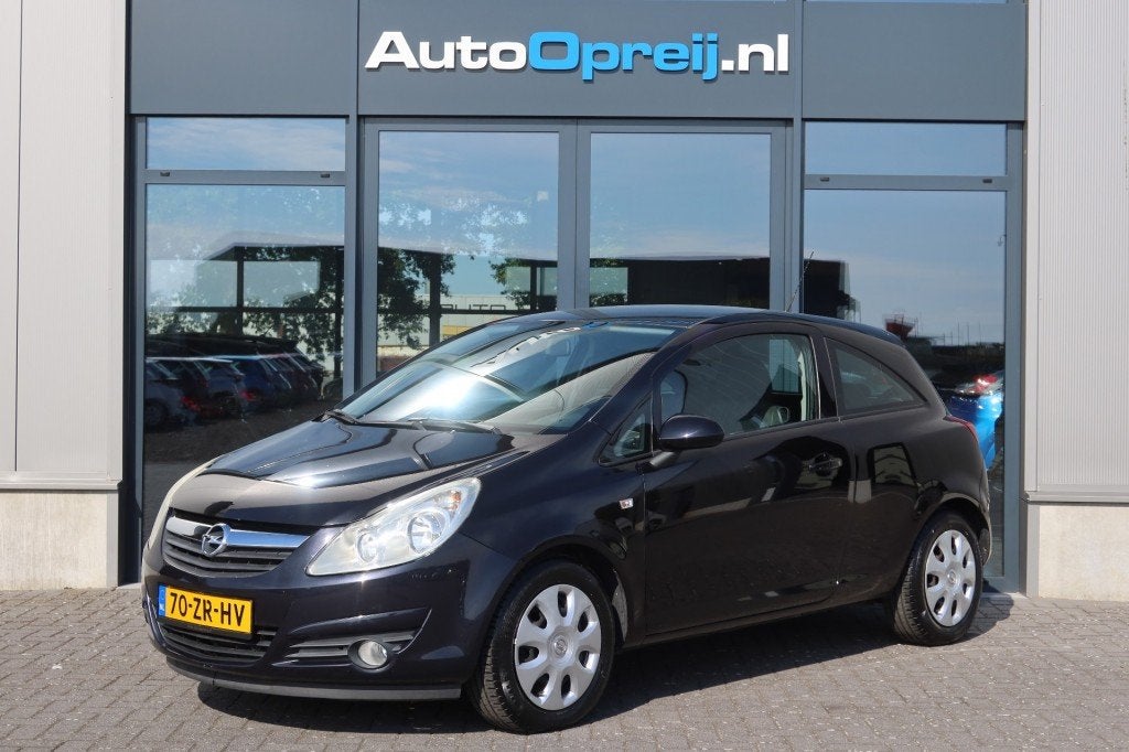 Opel CORSA 1.2-16V ENJOY airco 3 drs. Extreem lage KM tand !, Voorwielaandrijving, 450 kg, 1229 cc, Zwart