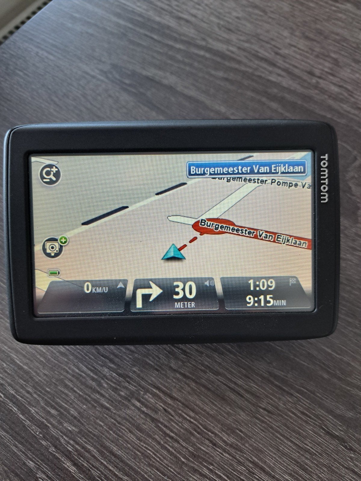 Tomtom, Ophalen