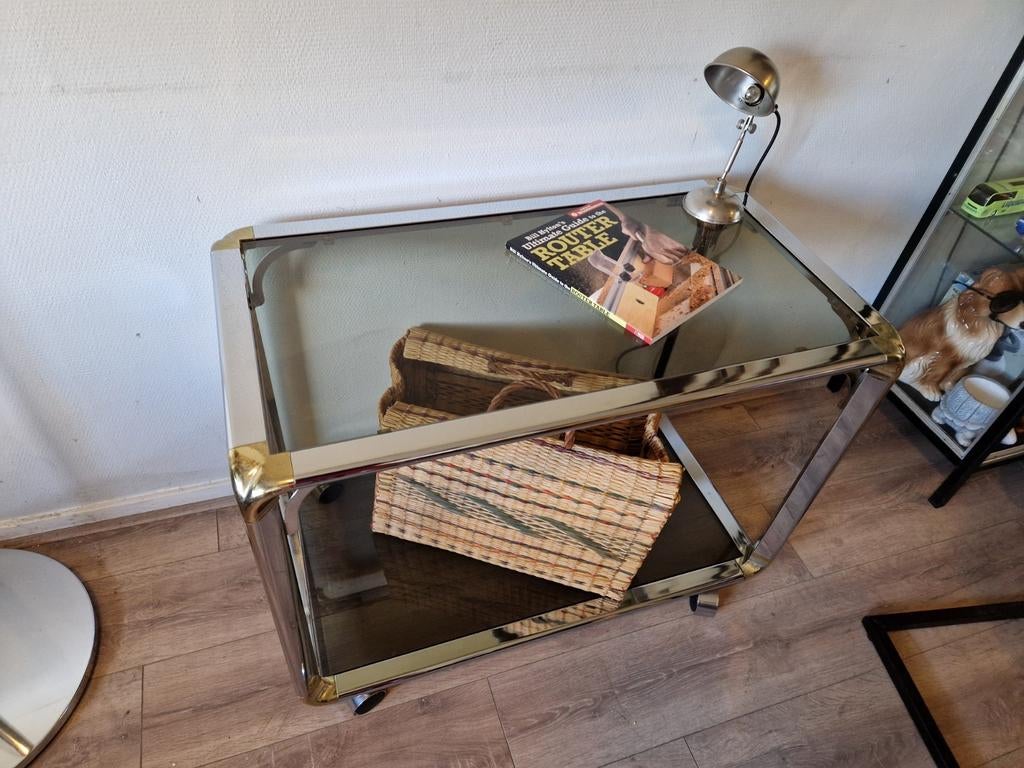 Italian 1970s Hollywood Regency trolley with smoked glass, Ophalen of Verzenden