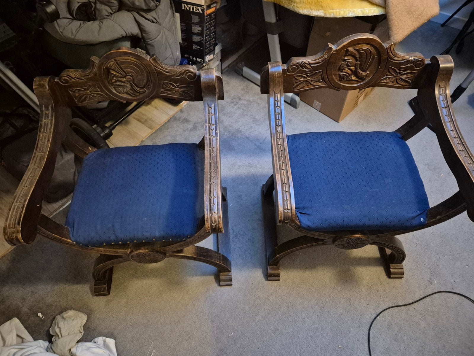 2 Dagobert armstoelen | Renaissance stijl | Handgesneden, Ophalen