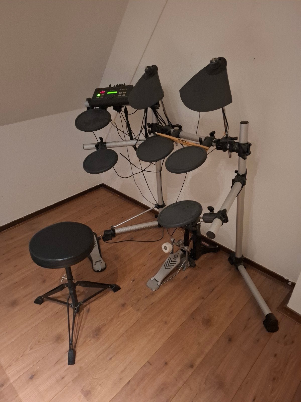 Yamaha DTX500 Elektronisch Drumstel met Kruk, Ophalen, Gebruikt, Yamaha, Elektronisch