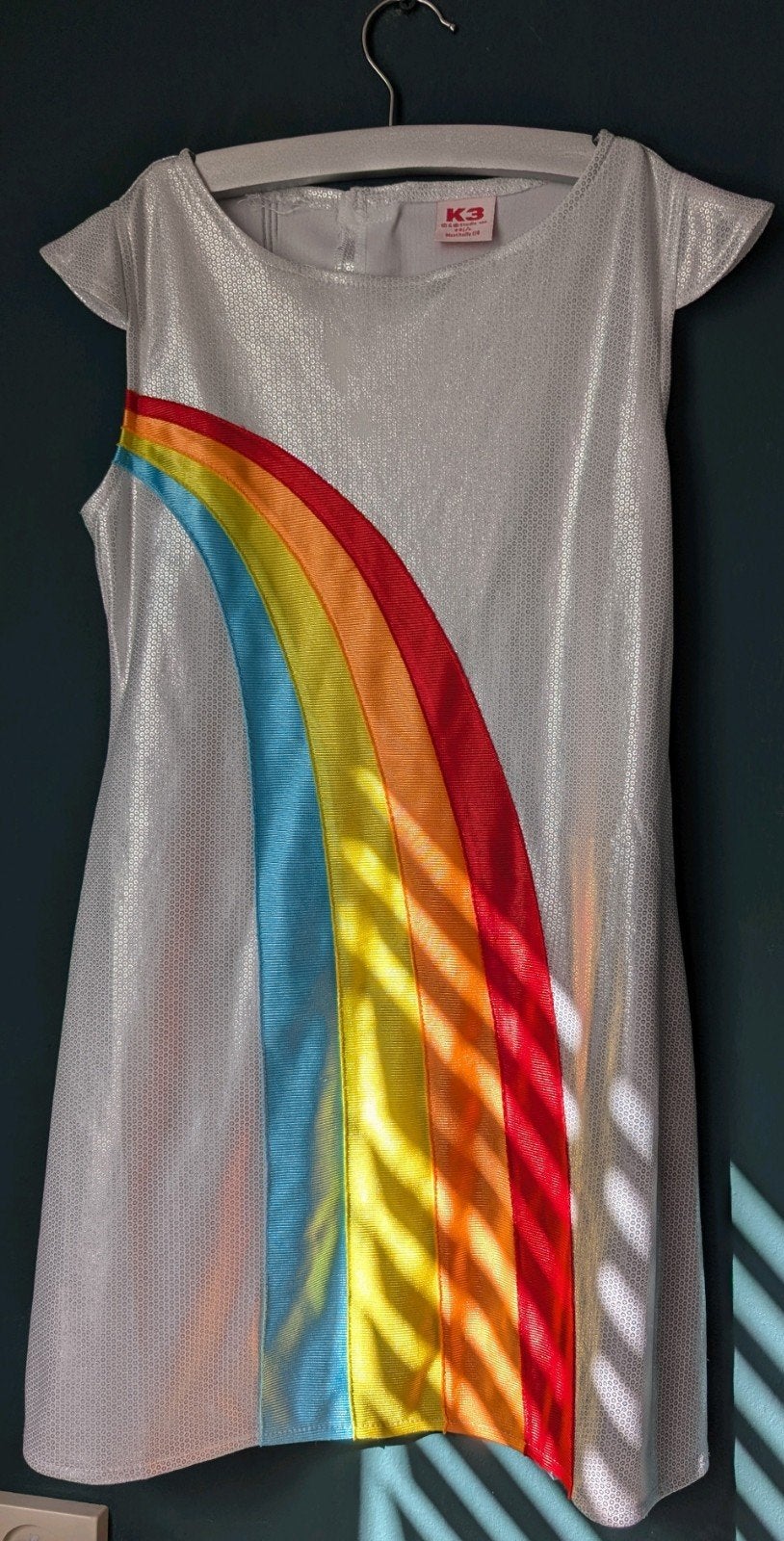 K3 jurk maat 134 (6-8 jaar) met regenboog, Ophalen of Verzenden, Gebruikt, Meisje, Jurk of Rok