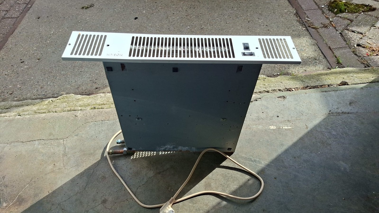 Myson plintradiator-kickspace 600 wit rooster, O, Verzenden, Radiator, Minder dan 60 cm