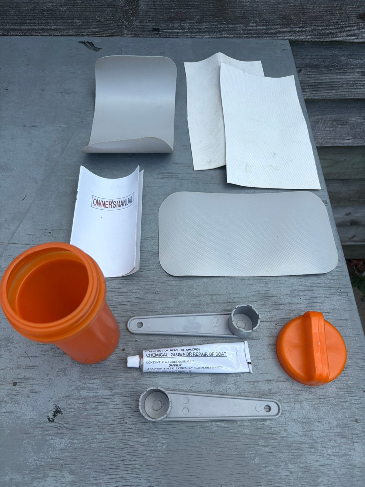 Rubberboot / Rib lekkage reparatiekit grijs en wit, Ophalen of Verzenden, Nieuw, Overige typen, Motorboot
