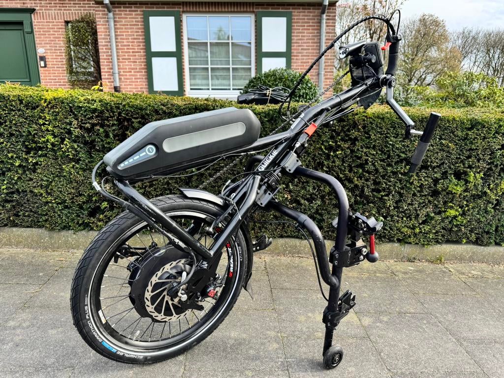 Elektrische Handbike Quickie Attitude Quickie Hybrid, Diversen, Rolstoelen, Ophalen of Verzenden, Inklapbaar, Zo goed als nieuw