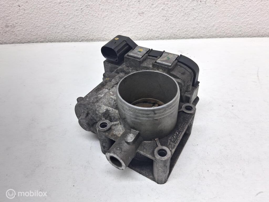 Gasklep huis Fiat 500 C ('10->) 55192786, Gebruikt, Fiat, Ophalen of Verzenden, Fiat