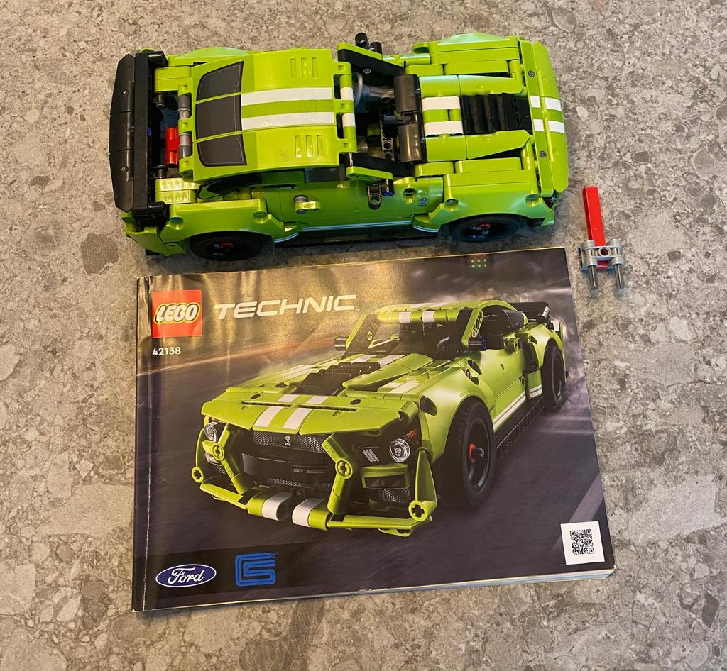 Lego technic Ford Mustang GT500, Ophalen of Verzenden, Zo goed als nieuw