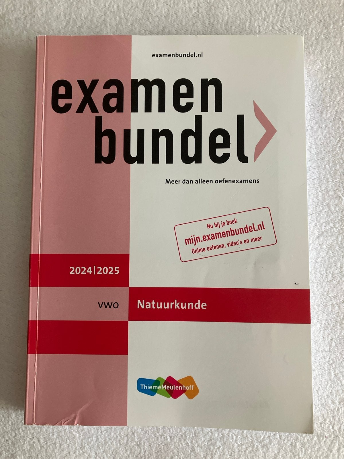 Examenbundel VWO Natuurkunde 2024/2025, Boeken, Ophalen of Verzenden, Zo goed als nieuw, VWO, Natuurkunde