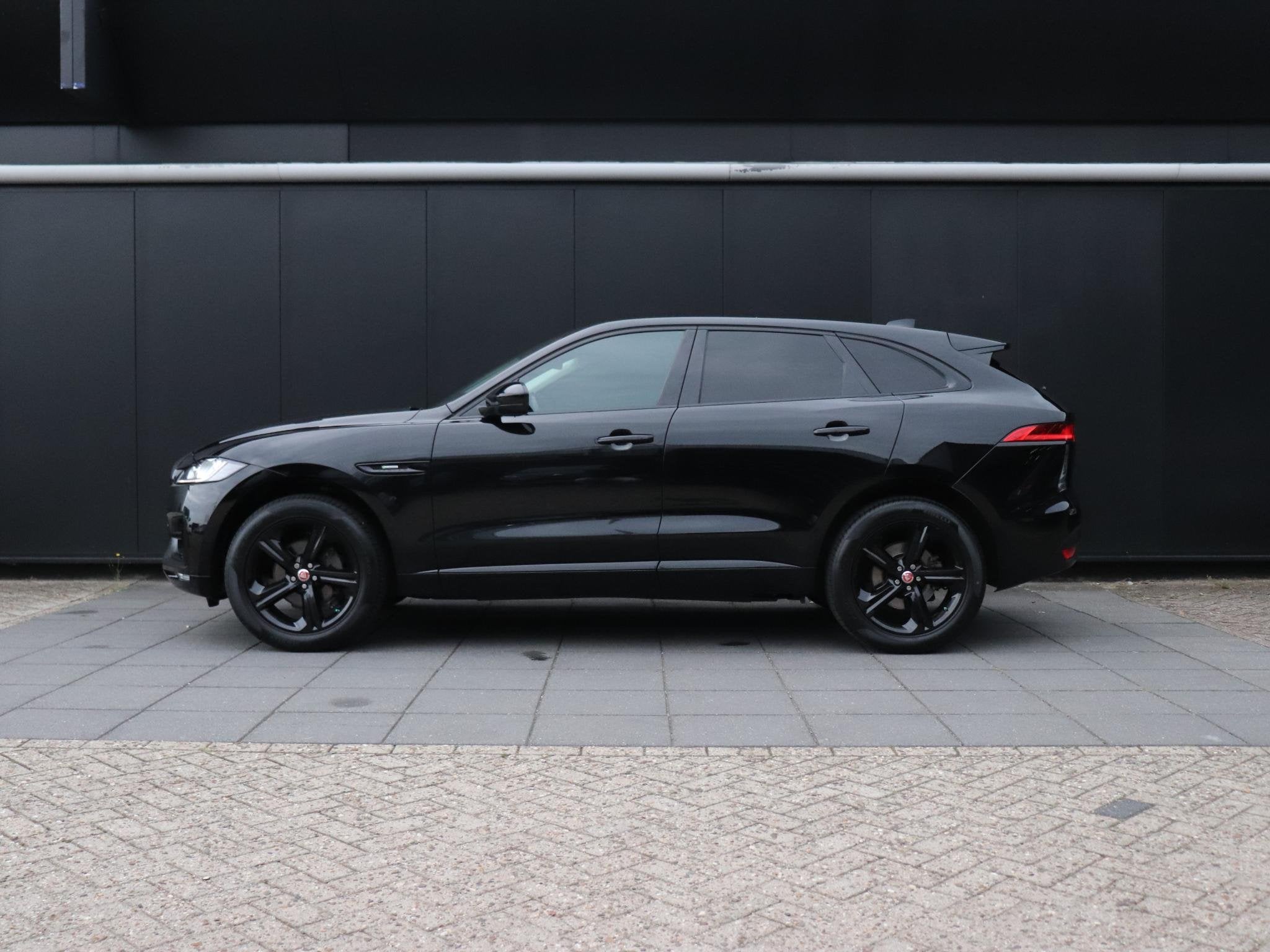 Jaguar F-PACE 2.0 Portfolio AWD 25t | LEDER | PANO-DAK | TRE, Auto's, Jaguar, Automaat, Automatische klimaatregeling, Gebruikt