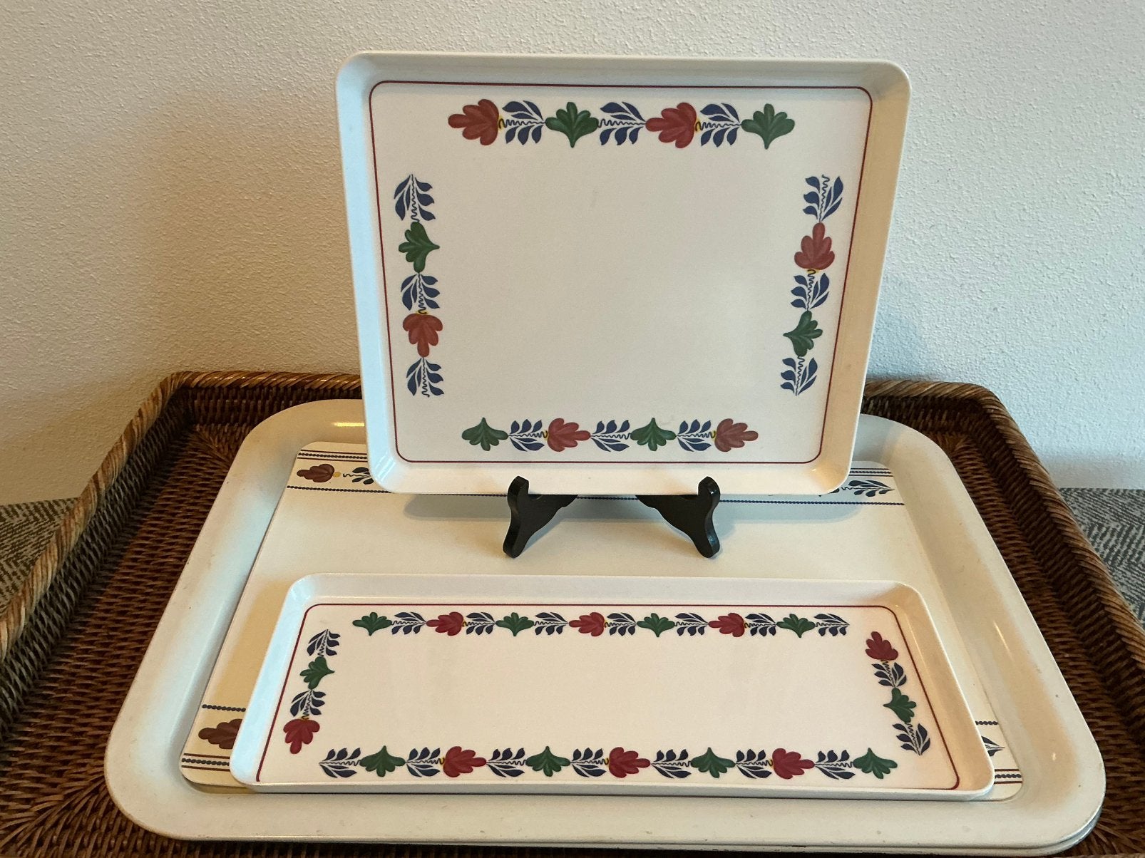 Boerenbont Boch ( Mepal Dienblad en Cakeschaal ), Ophalen of Verzenden, Zo goed als nieuw, Aardewerk, Overige typen