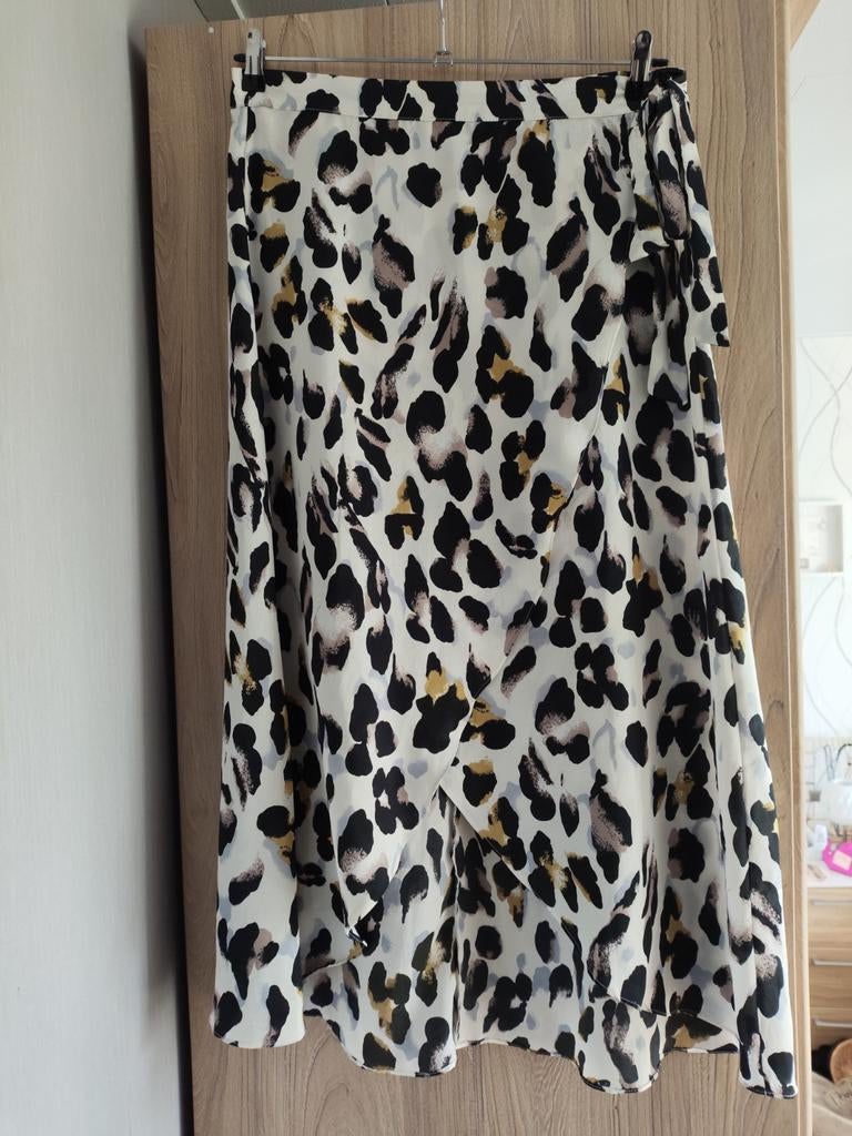 Satijnen overslagrok met luipaardprint maat XL, Kleding | Dames, Rokken, Overige kleuren, Maat 46/48 (XL) of groter, Ophalen of Verzenden