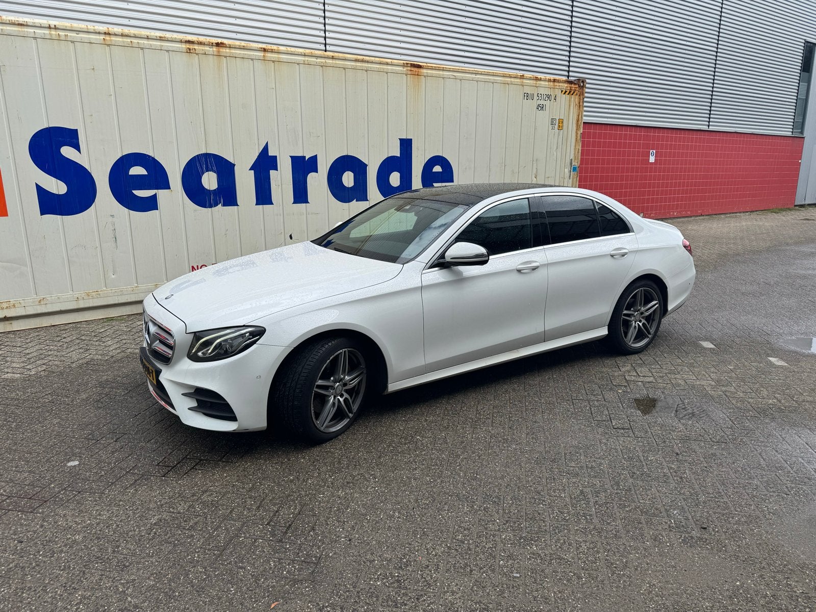Mercedes-Benz E-Klasse 2.0 E220 D Sedan AUT 2016 Wit, Automaat, Achterwielaandrijving, 194 pk, 4 cilinders