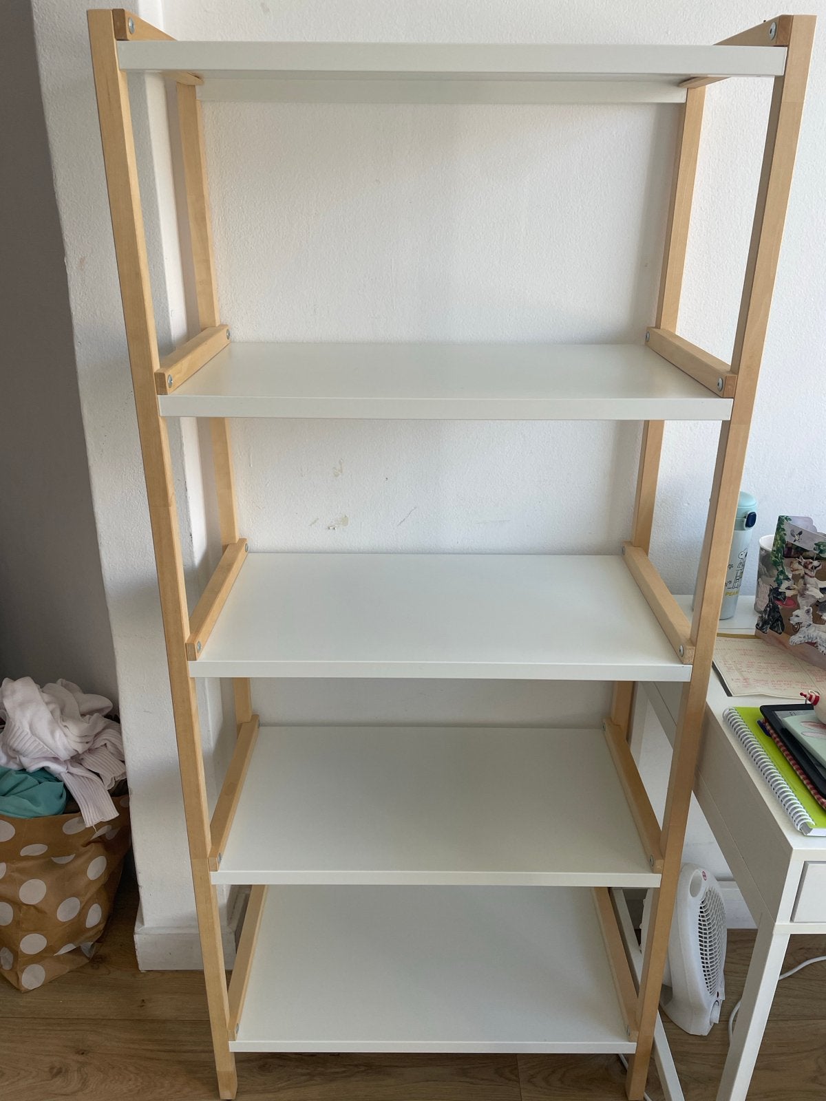 Houten Boekenkast met 5 Planken - Wit/Hout, Ophalen, Gebruikt
