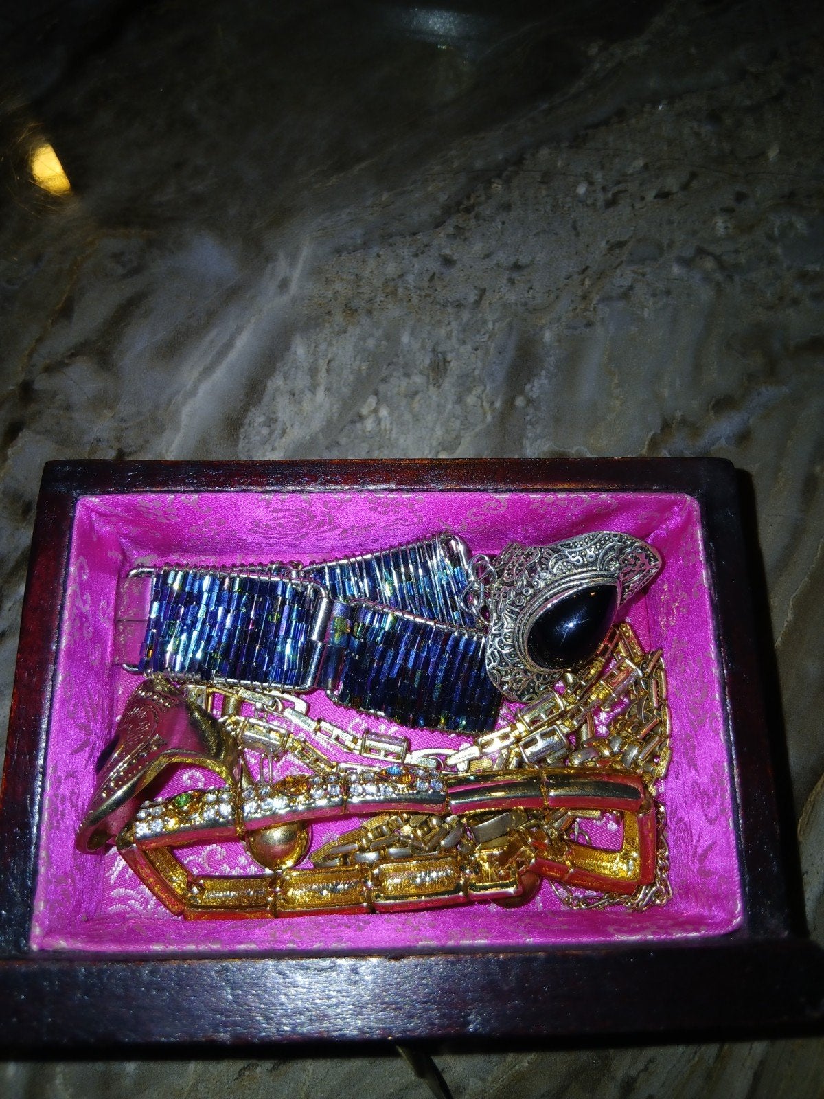 Mooie vintage sieraden., Antiek en Kunst, Verzenden
