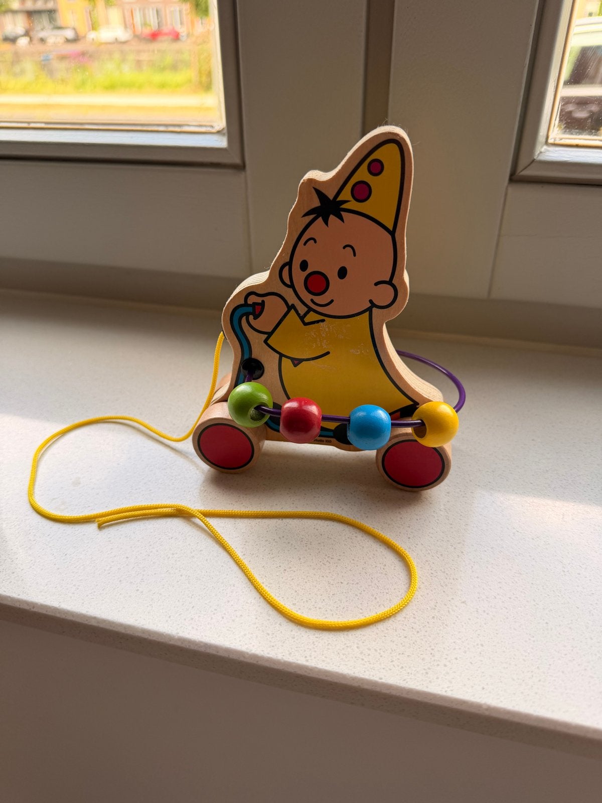 Bumba trekdier van hout met kralen, Ophalen, Gebruikt, Overige typen, Met wieltjes