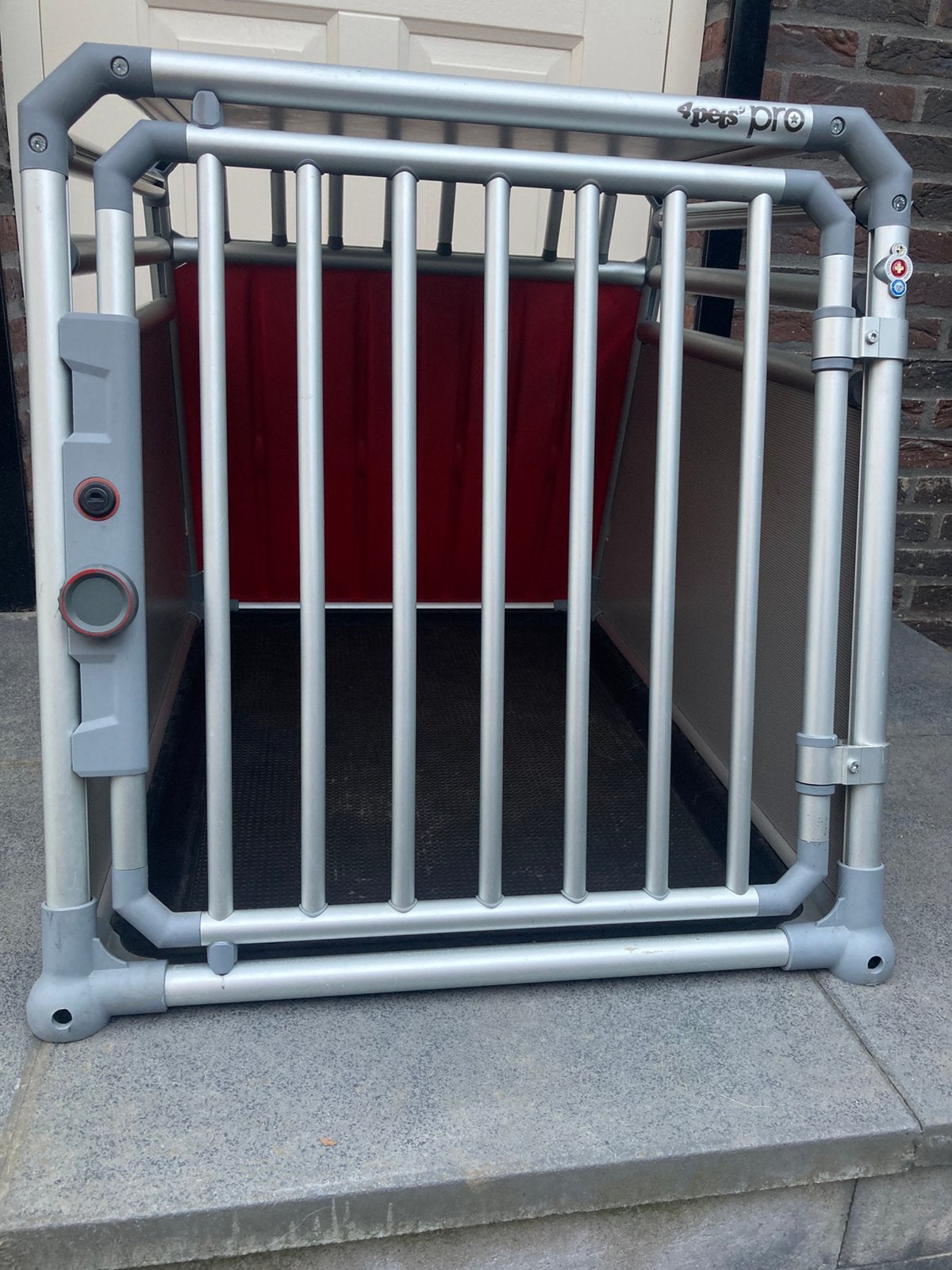 Autobench hond 4pets Pro 3 large met extra ophoog pootjes, Ophalen, Zo goed als nieuw