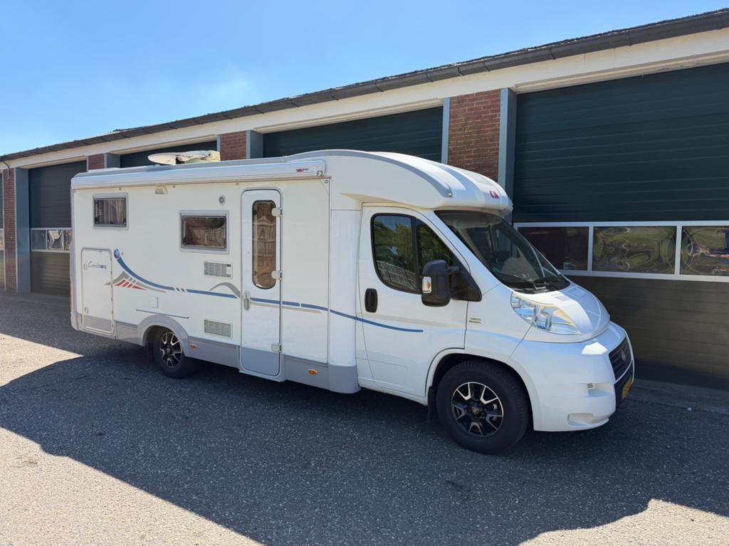 Adria Coral S 660 SL, Caravans en Kamperen, Campers, Ringverwarming, Fiat, 6 tot 7 meter, Particulier