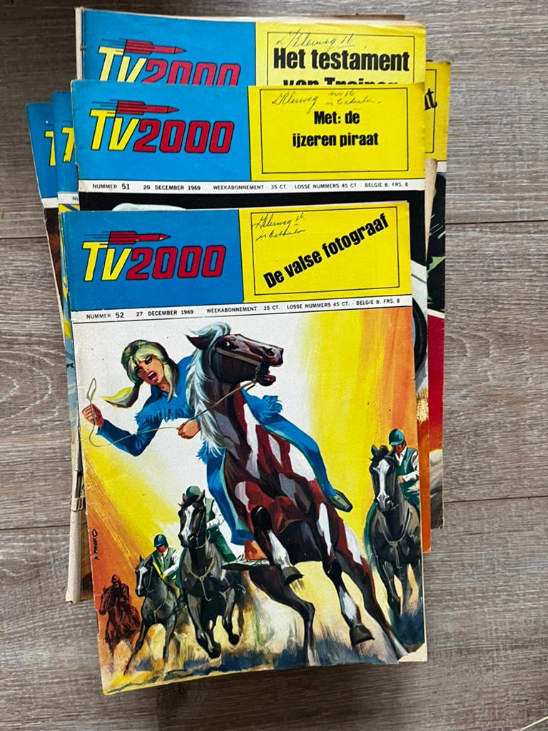 45 TV 2000 strip boeken uit 1968 en 1969, Ophalen of Verzenden, Gelezen