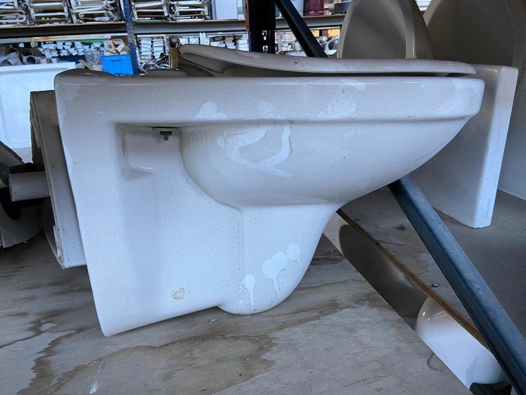 Diverse ( hang ) toiletten., Ophalen, Gebruikt, Rvs, Toilet