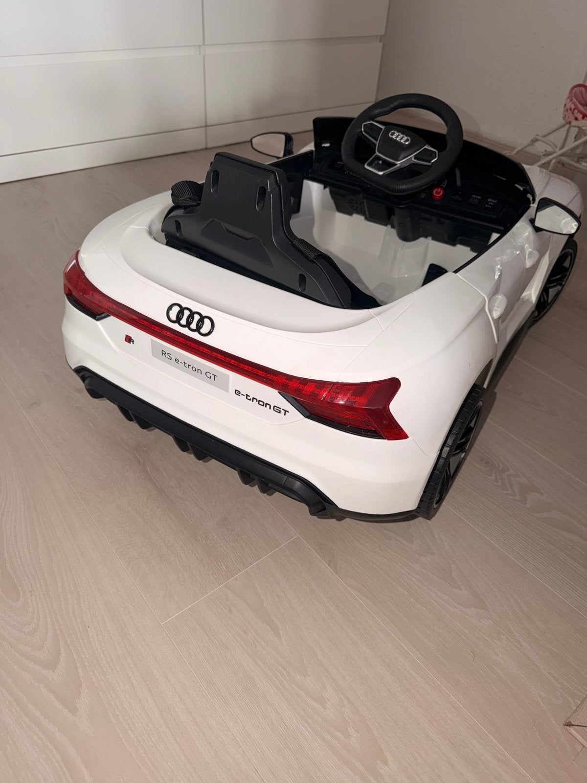 Audi RS e-tron GT elektrische kinderauto, Ophalen, Nieuw