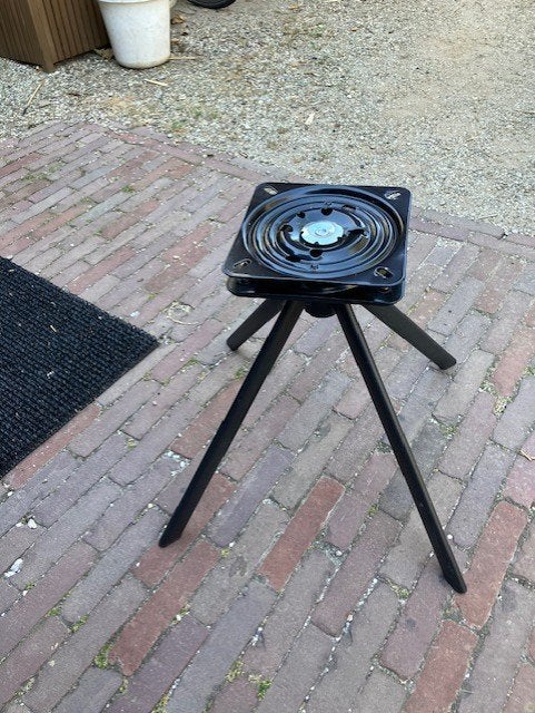 Draaipoot stoel (gratis), Ophalen, Gebruikt, Zwart, Metaal