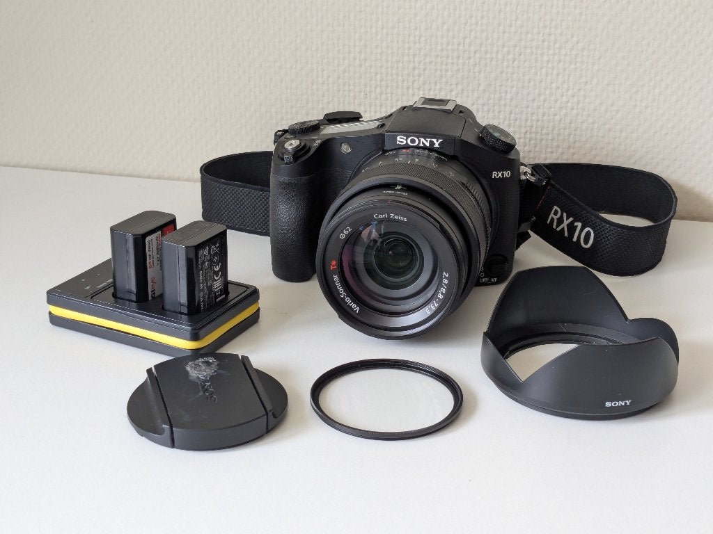 Sony RX10 I, Screenprotector, Zo goed als nieuw, Sony, 20 megapixels