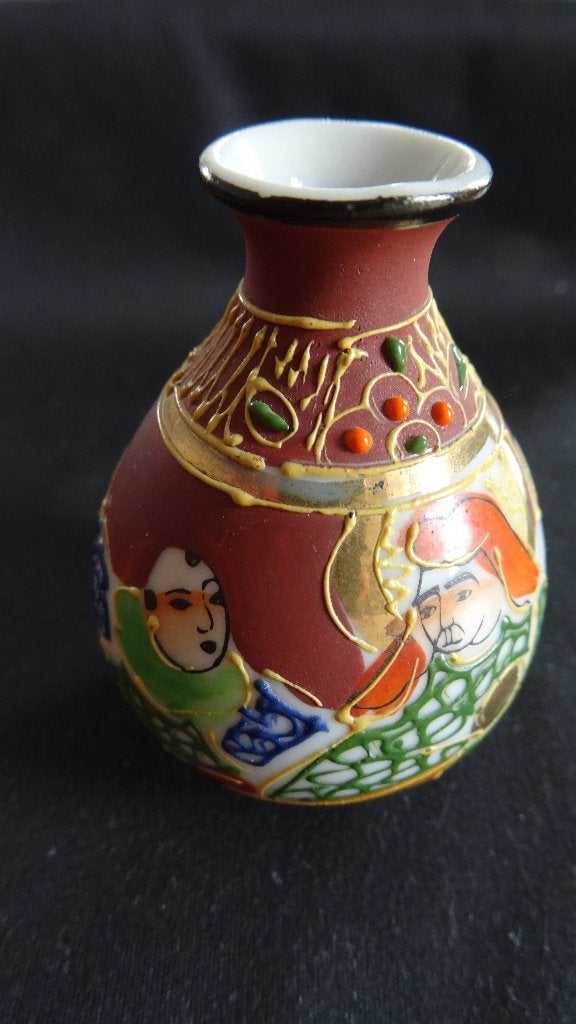 Antiek Japans Satsuma Vaasje met Figuren, Ophalen of Verzenden