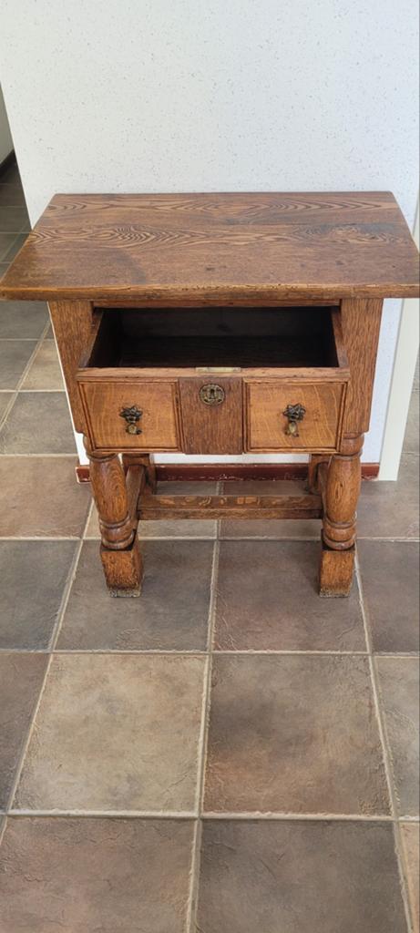 Gratis afhalen, Antieke eikenhouten sidetable met lade, Ophalen